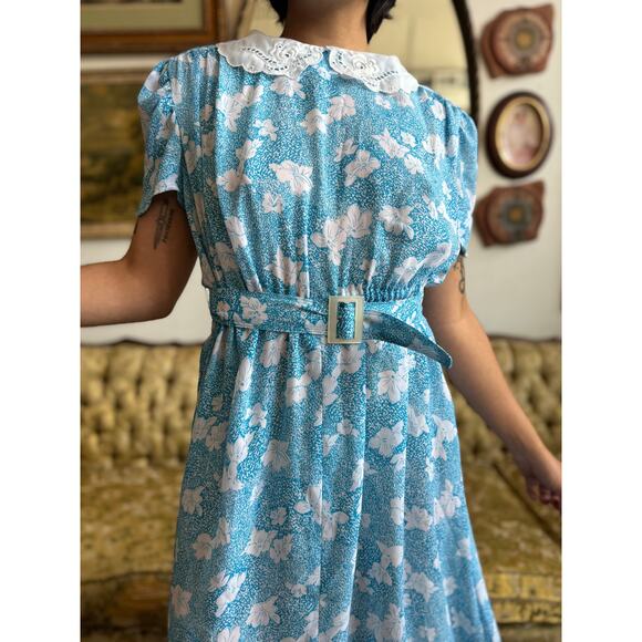 60s Rockabilly Blue and White Floral Dress w Belt Size Size Medium - Picture 4 of 6